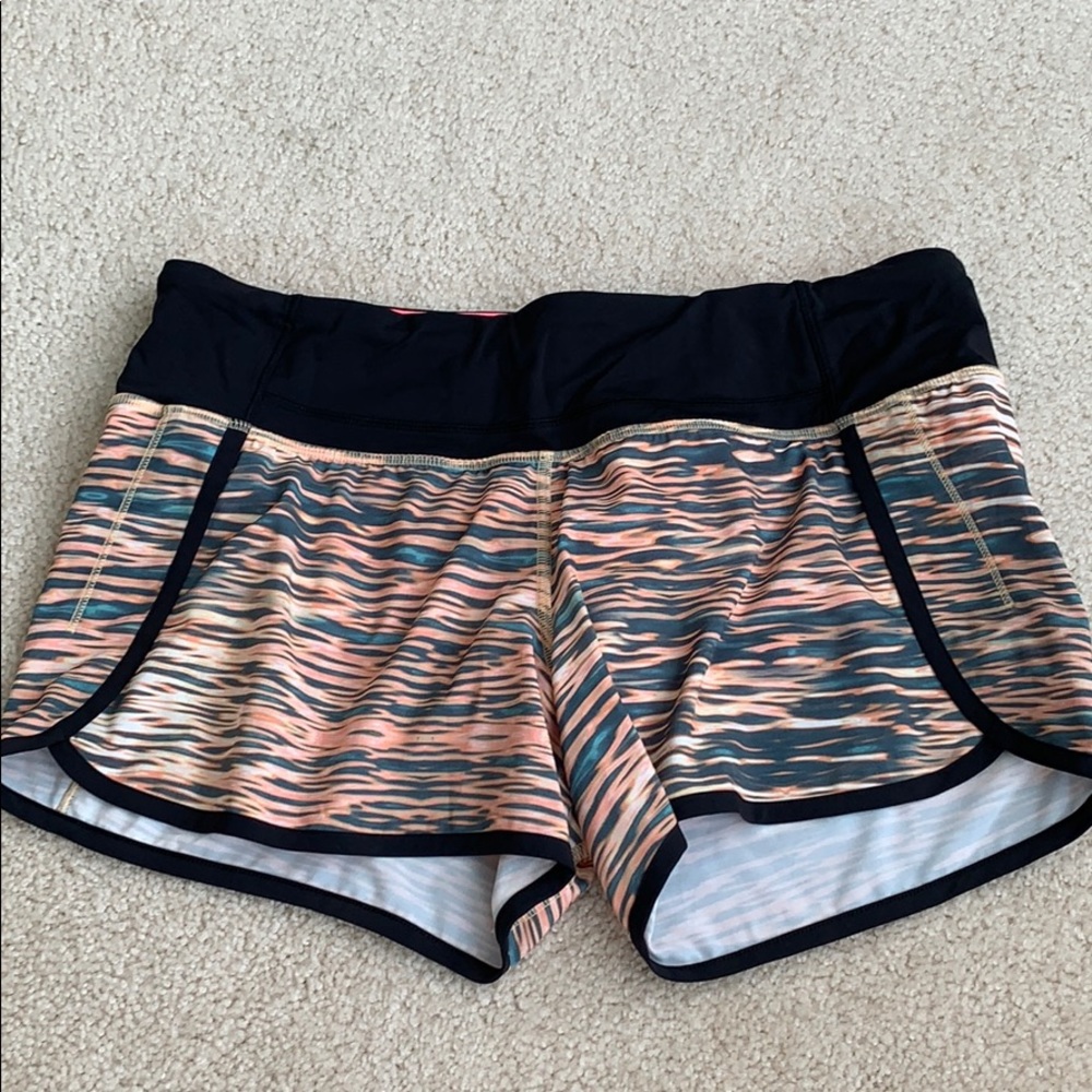 Lululemon running shorts - Size 8